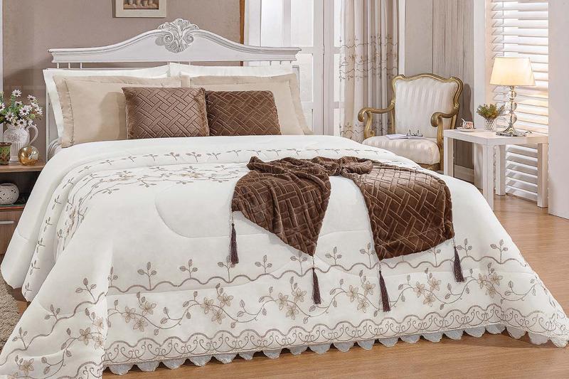 Kit Cobre Leito Provence Colcha Cama Casal Super King 03 Peças Voil Bordado Dupla Face + Xale Com Almofadas Menor preço em Kit Cobre Leito Provence Colcha Cama Casal Super King 03 Peças Voil Bordado Dupla Face + Xale Com Almofadas