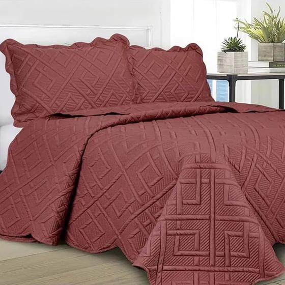 Kit Colcha King Jogo 3 Peças Camesa Matelassê Ilusion Geo Cobre Leito Menor preço em Kit Colcha King Jogo 3 Peças Camesa Matelassê Ilusion Geo Cobre Leito