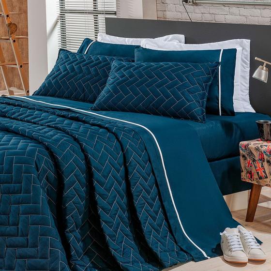 Kit Colcha Queen Matelada e Jogo de Cama Capri 9 Peças Azul Menor preço em Kit Colcha Queen Matelada e Jogo de Cama Capri 9 Peças Azul