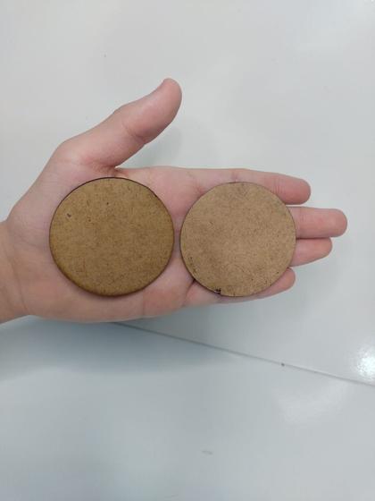 Imagem de Kit Com 100 Bolachas 5cm E 5cm  Mdf Cru círculos