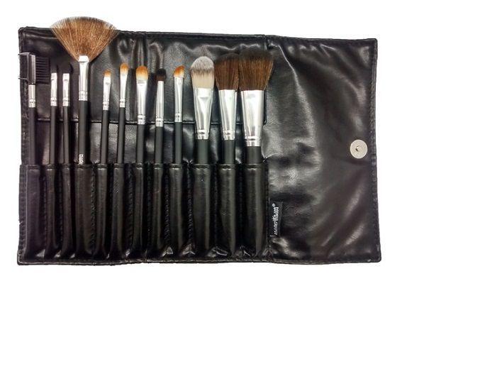 Imagem de Kit com 12 pincéis profissionais para maquiagem KP1-2D