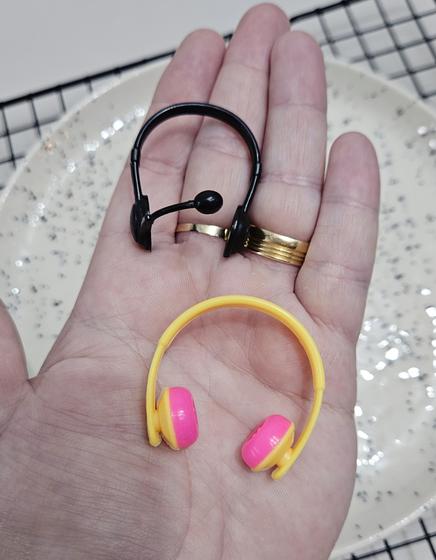 Imagem de Kit com 2 Mini Fones de Ouvido Amarelo e Preto