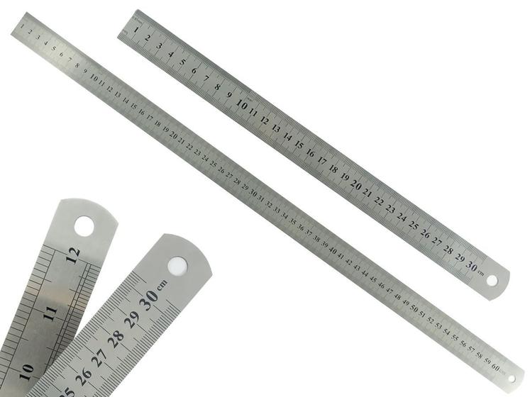 Imagem de Kit Com 2 Réguas Metal Leve De Aço Inoxidável Tamanho 30 e 60 cm Marcação Baixo Relevo Escolar Escritório Engenheiro