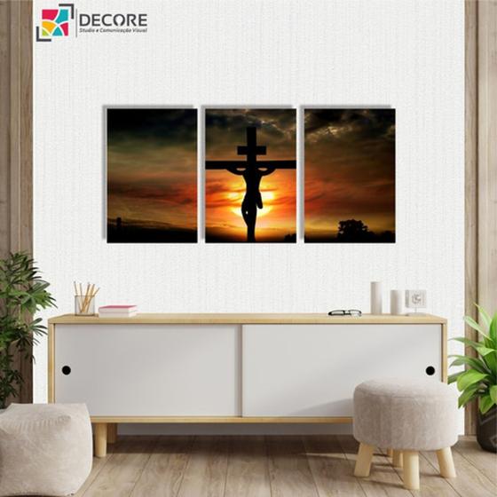 Imagem de Kit Com 3 Peças 40x60 Quadros Decorativos Religioso Cruz