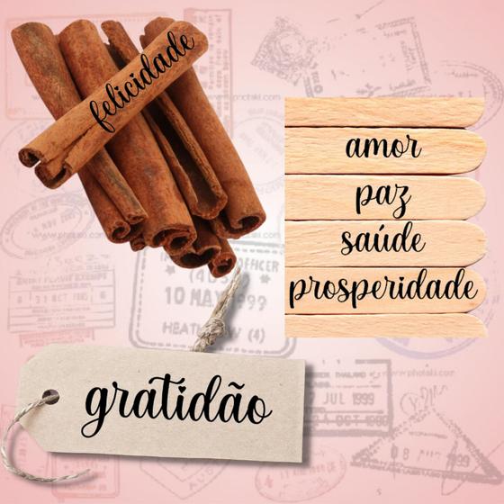 Imagem de Kit com 4 carimbos de madeira com palavras afetivas.