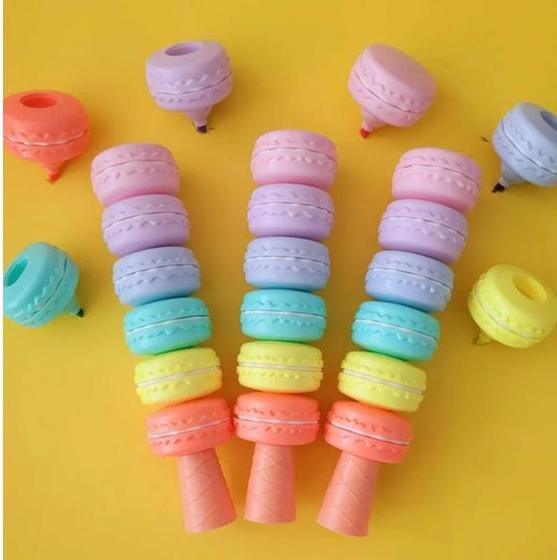 Imagem de Kit com 6 marca-textos em formato de macaron criativos