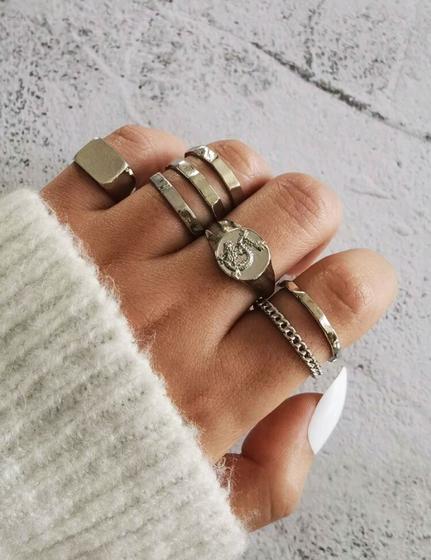 Imagem de Kit de Anéis Minimalista Futurista Cor Prata Conjunto Anel 7 Peças