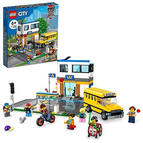 Imagem de Kit de construção LEGO City School Day 60329 conjunto de brinquedos escolares com 2 personagens de TV da cidade, para crianças a partir de 6 anos (433 peças)