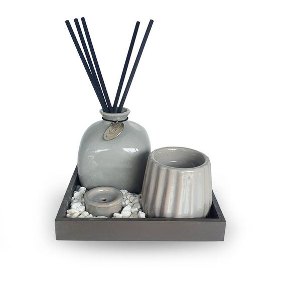 Kit Difusor aromático + Porta velas + Porta incenso + Bandeja de Madeira Cinza Menor preço em Kit Difusor aromático + Porta velas + Porta incenso + Bandeja de Madeira Cinza