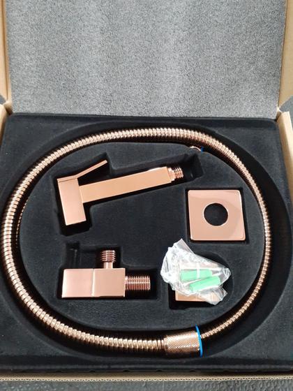 Kit Ducha Higiênica Completo Todo Em Metal Rose Gold Luxo CÓD. 352 Menor preço em Kit Ducha Higiênica Completo Todo Em Metal Rose Gold Luxo CÓD. 352