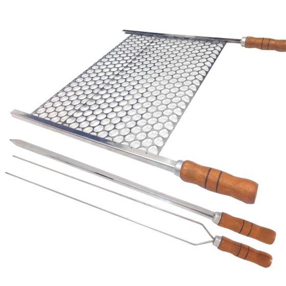 Imagem de Kit Grelha Moeda Inox 60x36 Para Churrasco Cabo Madeira com 