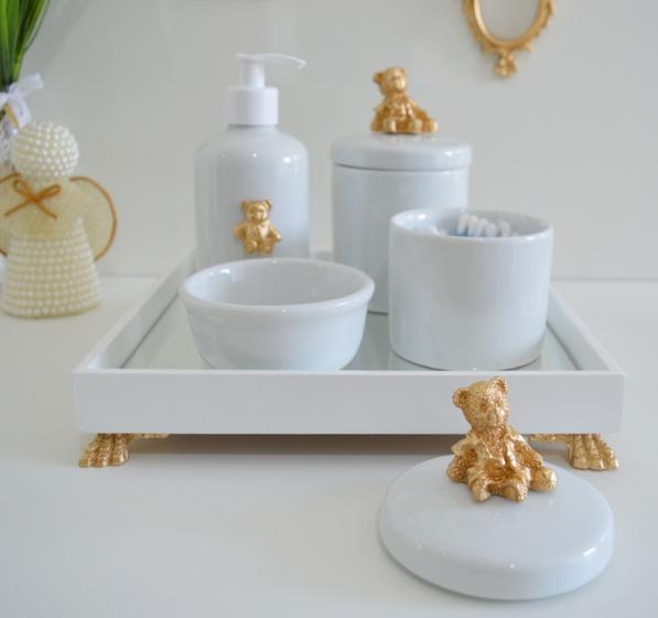 Imagem de Kit Higiene Bebê K014 Moderno Dourado Gel Potes Algodão Temas Coroa Cavalo Urso Porcelana Bandeja