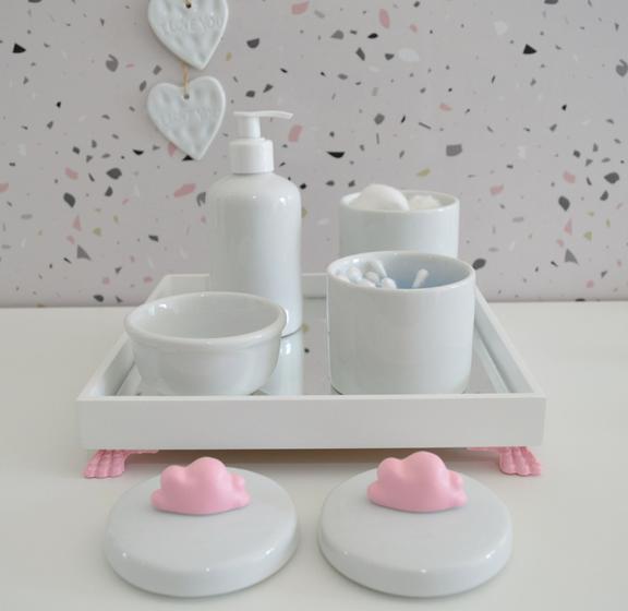 Imagem de Kit Higiene Bebê K014 Rosa Coroa Ovelha Passarinho Ursa Moderno Bandeja MDF branca Potes Porcelana