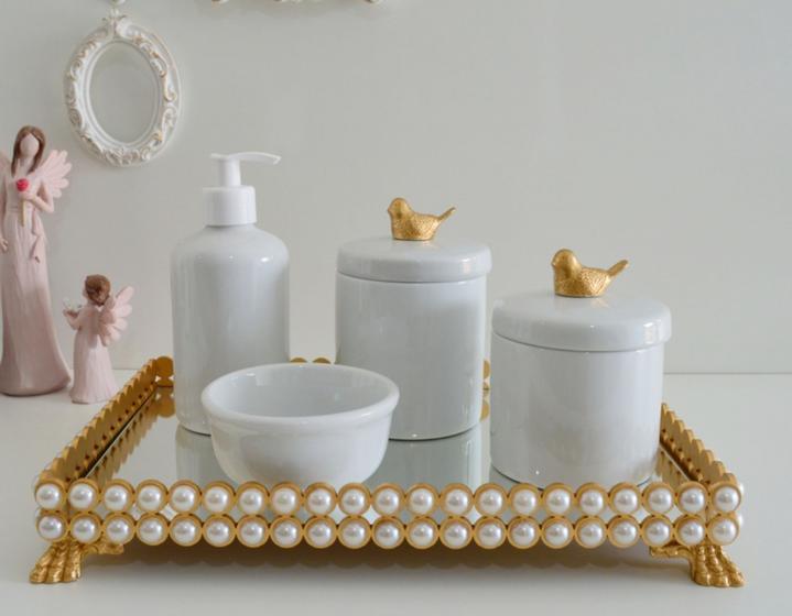 Imagem de Kit Higiene Bebê K056 Porcelana Bandeja Pérola Dourado Banho Cuidado Quarto