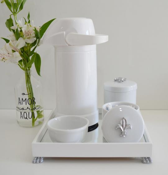 Imagem de Kit Higiene Bebê Moderno Térmica Banho Porcelana Bandeja Espelho K012 Prata