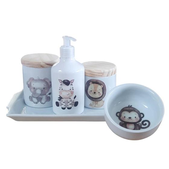 Imagem de Kit higiene bebê Safari 5 pçs - Bandeja, potes, porta álcool, molhadeira - Peças Porcelana Tampas Pinus