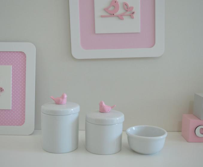 Imagem de Kit Higiene Porcelana Bebê K015 Rosa Bandeja Coroa Nuvem Ovelha Passarinho Flor Molhadeira Menina