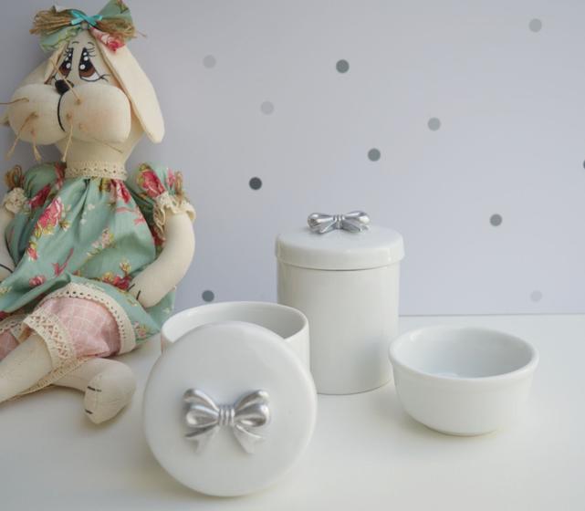 Imagem de Kit Higiene Porcelana Bebê Moderno Quarto Banho K015 Laço