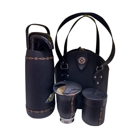 Kit mateira grande com garrafa térmica cuia porta erva e protetor de erva para cuia 606529586157 Menor preço em Kit mateira grande com garrafa térmica cuia porta erva e protetor de erva para cuia 606529586157