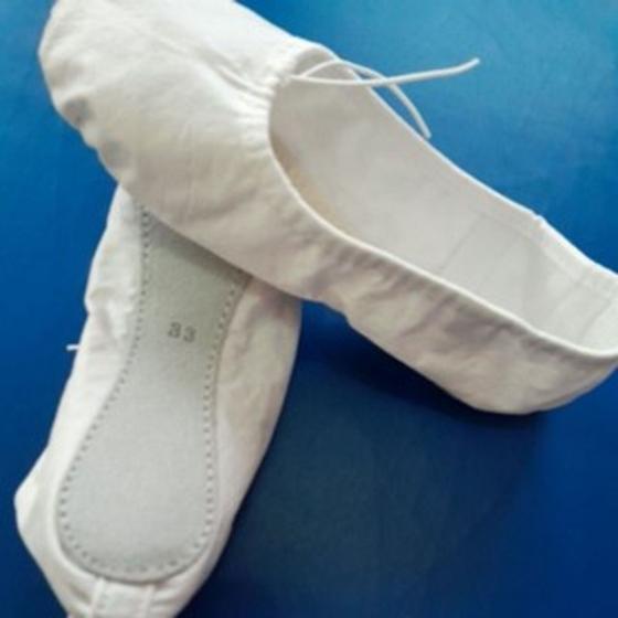 Imagem de kit Meia calça fio 40 mais sapatilha material sintético Ballet cor branca