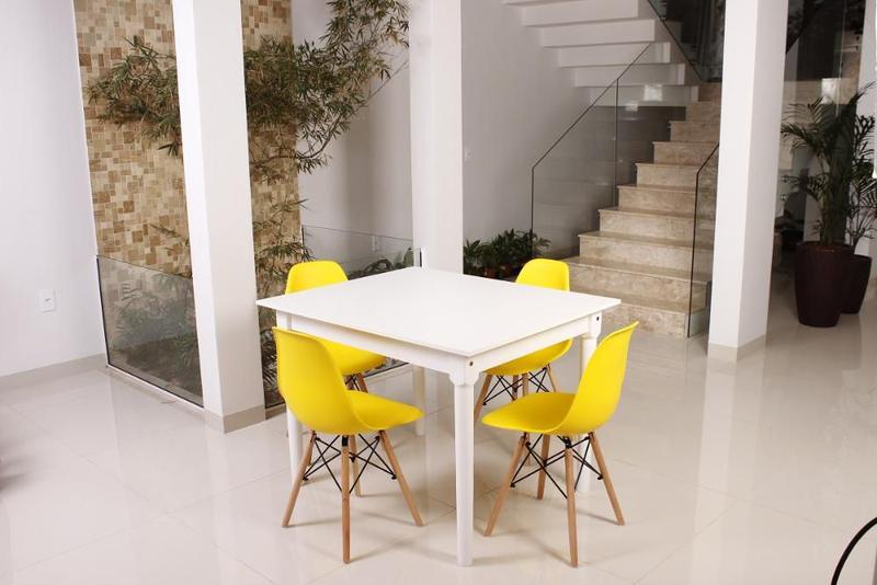 Imagem de Kit Mesa De Jantar Robust 110x90 Branca + 04 Cadeiras Charles Eames - Amarelo