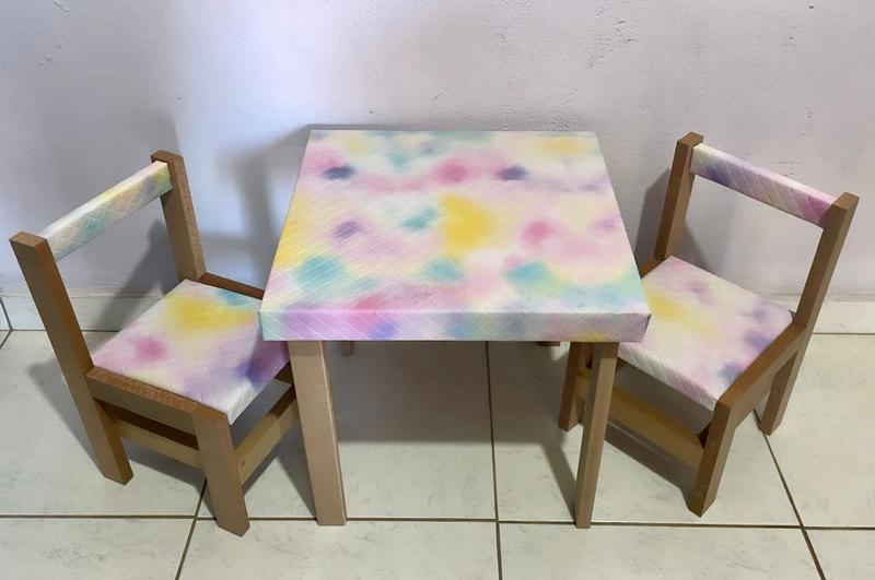 Kit mesinha infantil com 2 cadeiras em madeira MDF é boa?