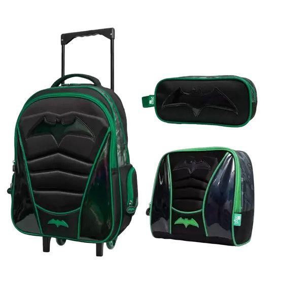 Imagem de Kit Mochila Escolar Infantil Yins de Rodinhas com Lancheira e Estojo em Pvc Holografico Batman Verde