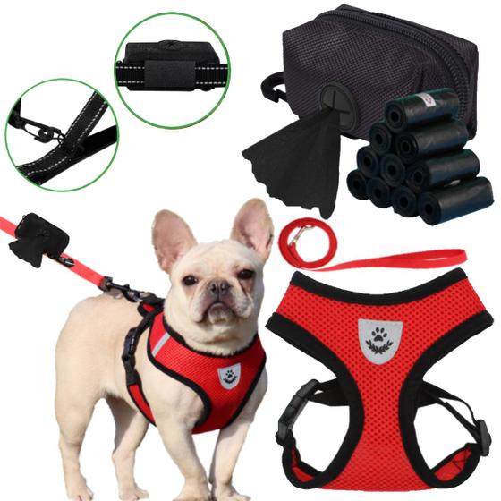 Imagem de Kit Para Passeio Pet Guia Peitoral Refletivo com Bolsa Porta Saco de lixo e 3 Unidades Rolo Saco de Lixo