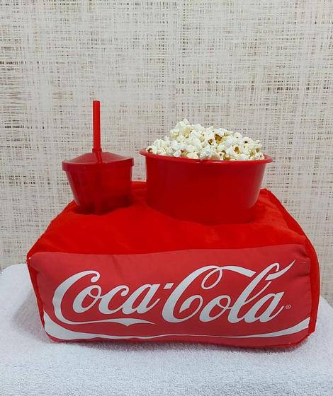 Imagem de Kit Pipoca Almofada Personalizada + Balde Pipoca Copo com Tampa Coca-Cola
