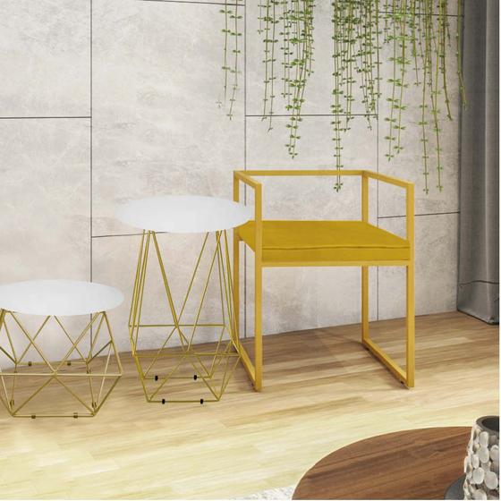 Imagem de Kit Poltrona Cubo com 2 Mesas Lol Ferro Dourado Tampo Redondo Branco Suede Amarelo - Ahz Móveis