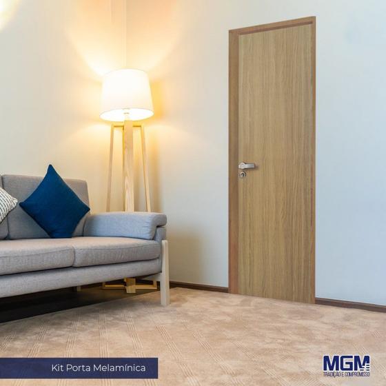 Kit Porta de Madeira Lisa 215x94cm com Batente de MDF Ultra 10cm Melamínica MGM é ruim? Kit Porta de Madeira Lisa 215x94cm com Batente de MDF Ultra 10cm Melamínica MGM é boa?