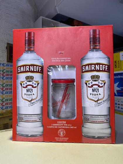Imagem de Kit Presente 2 Vodka Smirnoff 1L + copo Exclusivo c/ tampa e canudo