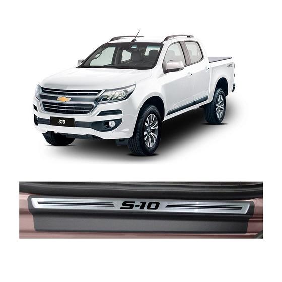 Kit Soleira Chevrolet S10 Premium Aço Escovado Resinado 2012 a 2015 4 Menor preço em Kit Soleira Chevrolet S10 Premium Aço Escovado Resinado 2012 a 2015 4