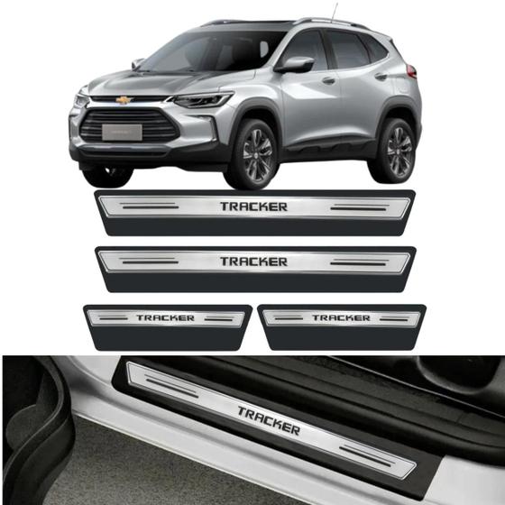 Imagem de Kit Soleira Resinada Proteção Premium Prata Silver Chevrolet Tracker 2020 2021 2022 2023