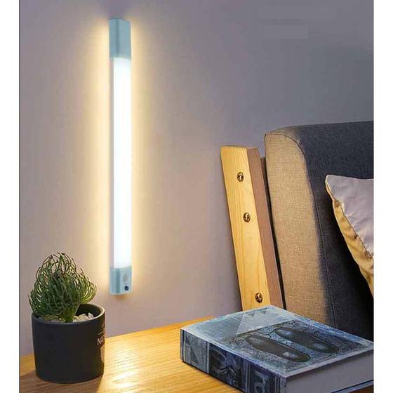 Imagem de Lâmpada De Led Com Sensor De Movimento Luminária Emergencial Corredor Banheiro Recarregável
