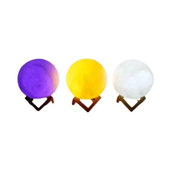 Imagem de Lâmpada LED Lua 8cm - Luz Noturna com Suporte e Decoração de Quarto