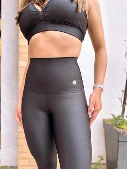 Imagem de Legging Cirê Cós Alto Compressão Poliamida Fitness Modeladora Preta