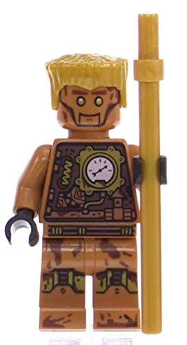 Imagem de LEGO Ninjago: Minifigura Echo Zane Nindroid com Bastão Dourado