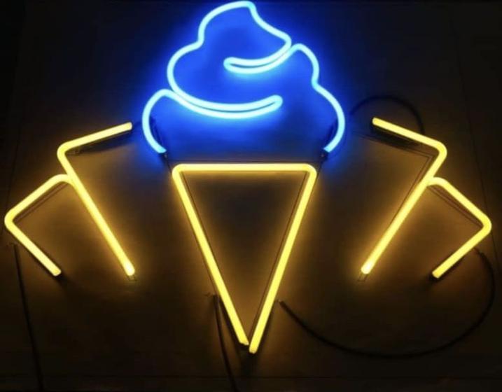 Imagem de Letreiro neon sorvete