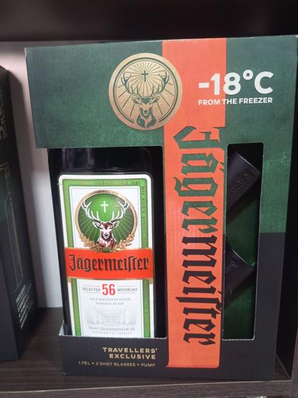Licor Jagermeister 1.75 lt + 2 copos é ruim? Licor Jagermeister 1.75 lt + 2 copos é boa?