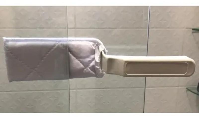Limpador De Vidro Espátula Limpa Janela Porta Box Menor preço em Limpador De Vidro Espátula Limpa Janela Porta Box