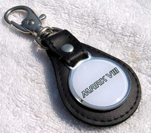 Lindo Chaveiro Couro Mark 8 VIII Lincoln Novo Raro Menor preço em Lindo Chaveiro Couro Mark 8 VIII Lincoln Novo Raro