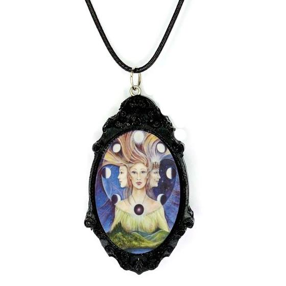 Imagem de Lindo colar pingente arte wicca deusa hecate triadica