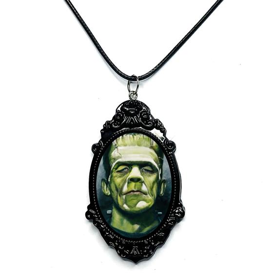 Imagem de Lindo Pingente Colar Arte O Monstro De Frankenstein Resinada