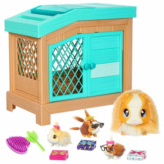 Imagem de Little Live Pets - Mama Surprise  Suave, interativa Mama Guinea Pig e seu Hutch, e seus 3 Bebês Surpresa. Mais de 20 Sons & Reações. para crianças de 4 anos