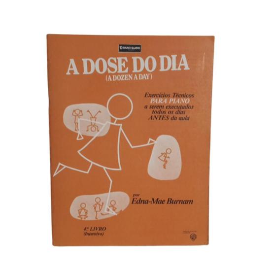 Imagem de Livro a dose do dia 4 livro (intensivo) - edna mae burnanam (estoque antigo)