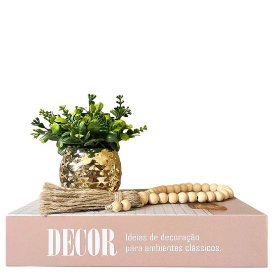 Imagem de Livro caixa decorativo, vaso dourado abacaxi e colar madeira