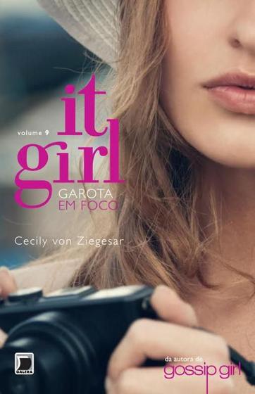 Livro - It Girl: Garota em foco (Vol. 9) Menor preço em Livro - It Girl: Garota em foco (Vol. 9)
