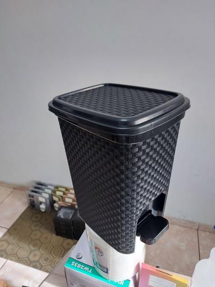 Imagem de Lixeira Com Pedal 7 Litros Cozinha Banheiro Rattan Arqplast