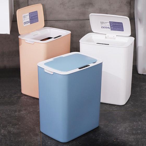 Imagem de lixeira sensor inteligente automática abre e fecha com proximidade bateria recarregável